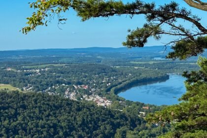 Hawk Rock Overlook