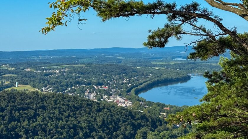 Hawk Rock Overlook