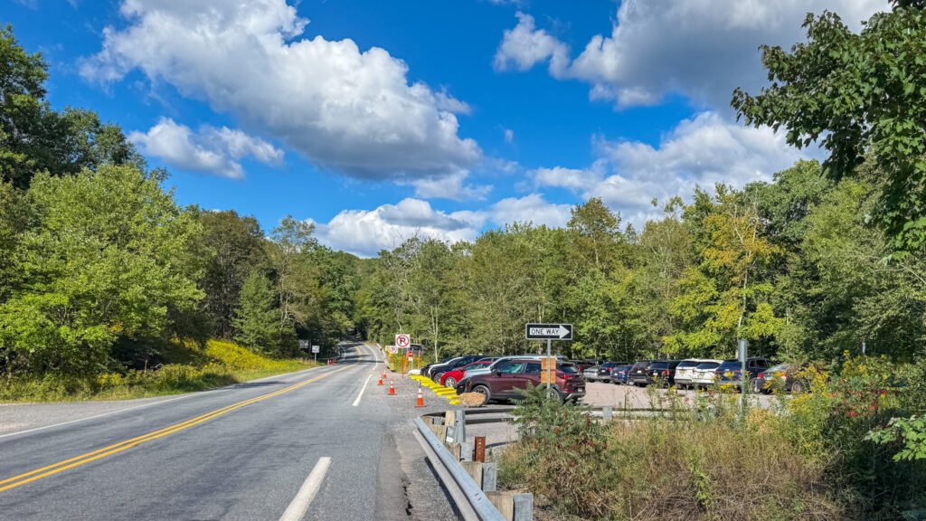Hawk Falls Trailhead Parking